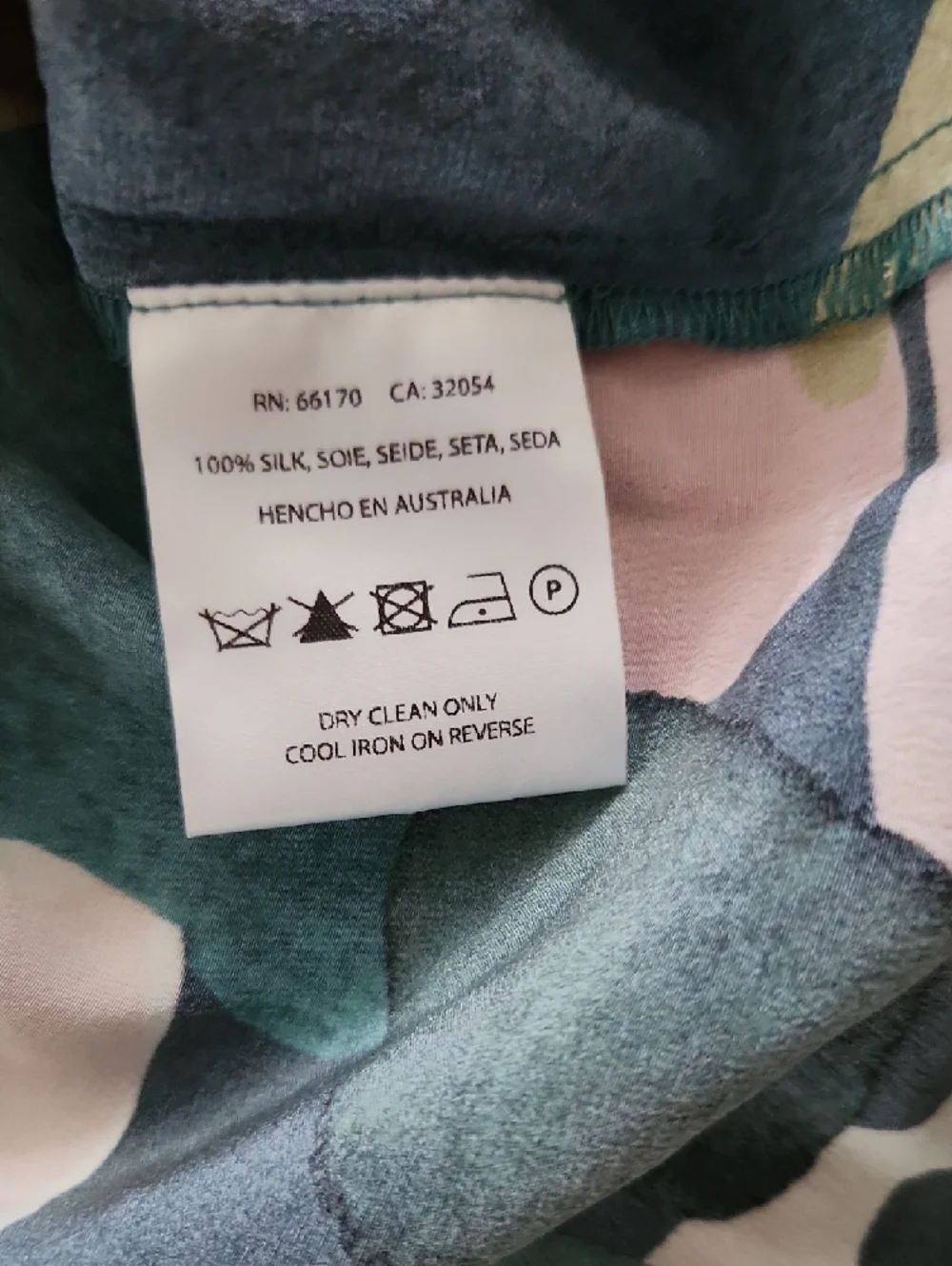 Variety Hour SILK Abstract Floral Boxy Crop Blue & Green Blouse Women's Size XS - Picture 3 of 7